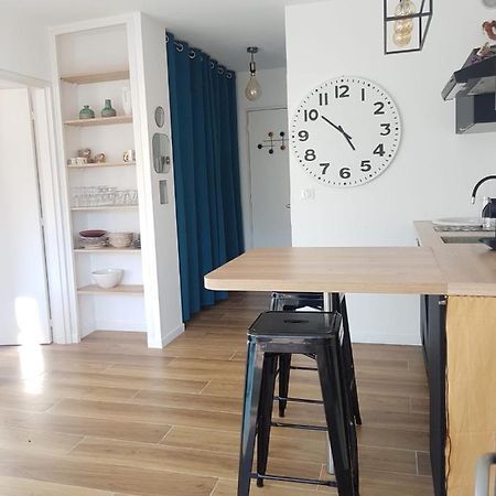 Appartement Deux Pieces , Climatise, Terrase, Cavalaire Esterno foto