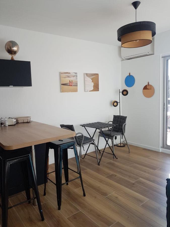 Appartement Deux Pieces , Climatise, Terrase, Cavalaire Esterno foto
